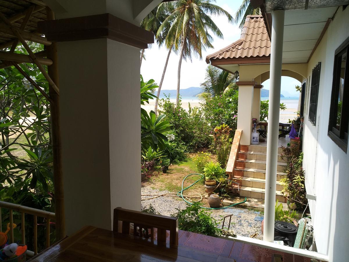 Beach House Taling Ngam Beach Esterno foto