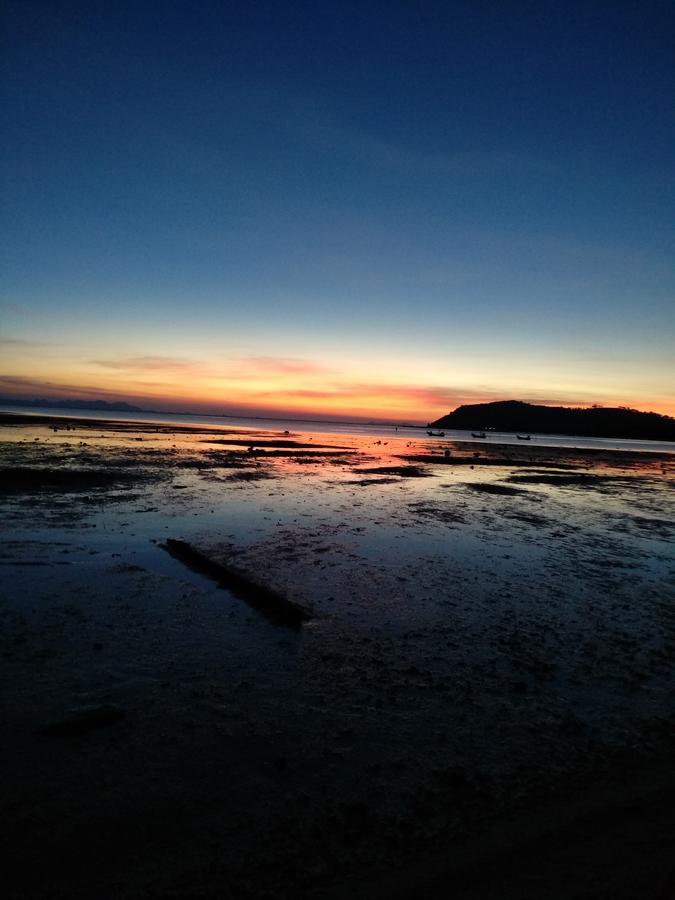 Beach House Taling Ngam Beach Esterno foto