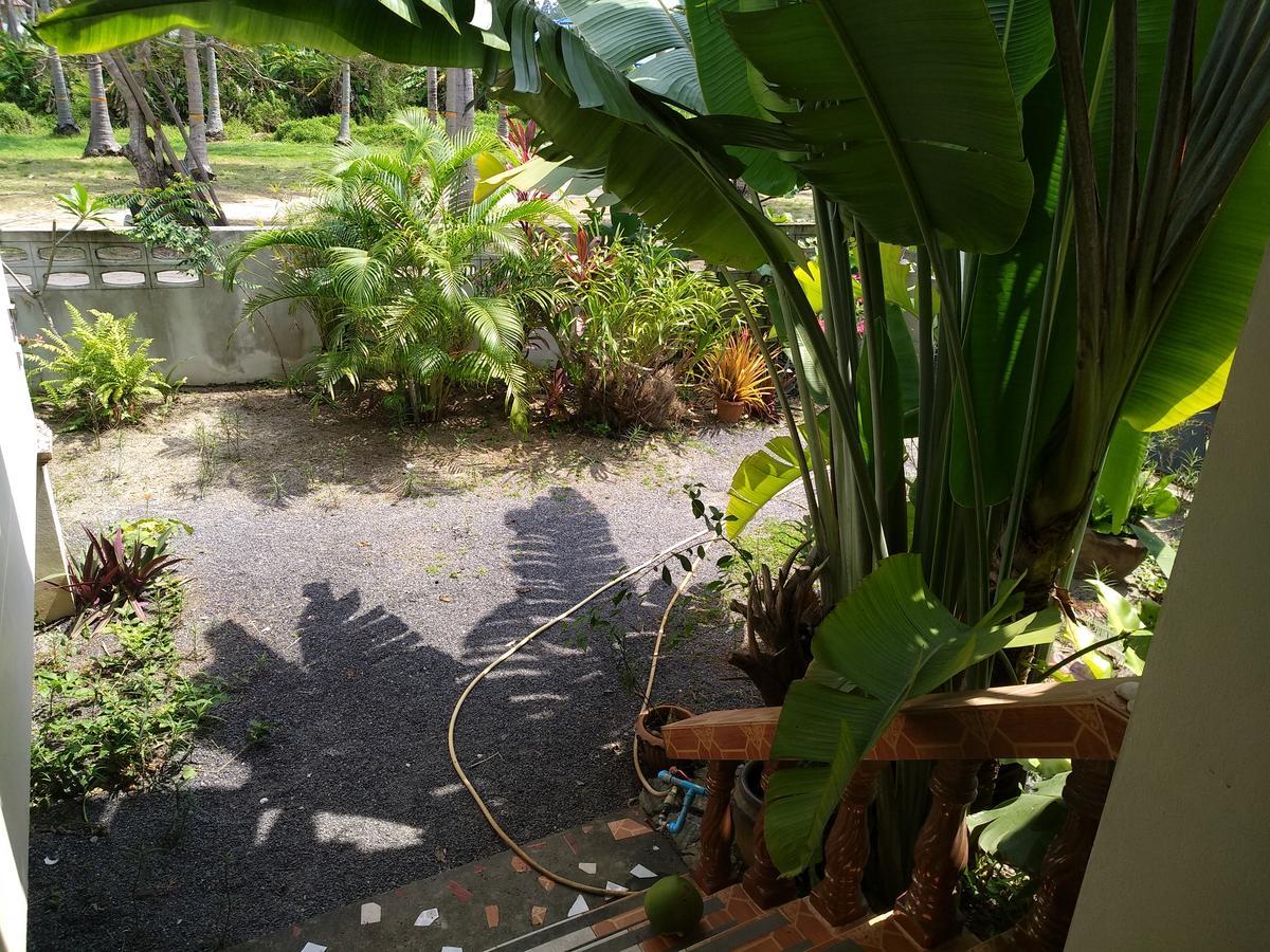 Beach House Taling Ngam Beach Esterno foto