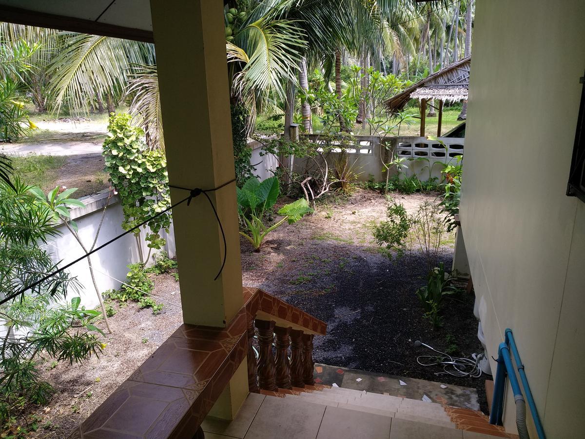 Beach House Taling Ngam Beach Esterno foto